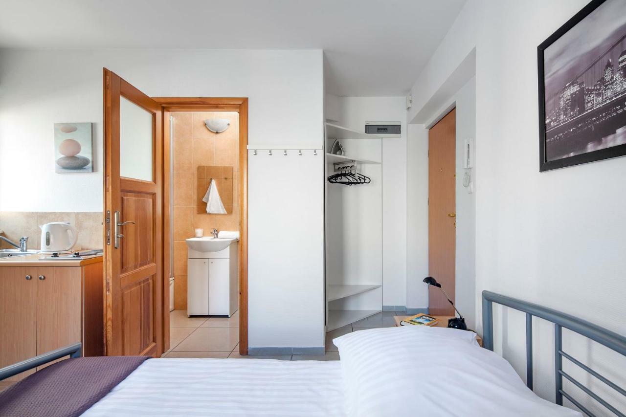 Sleepy3City Apartments Abrahama 16 Gdynia Exterior photo